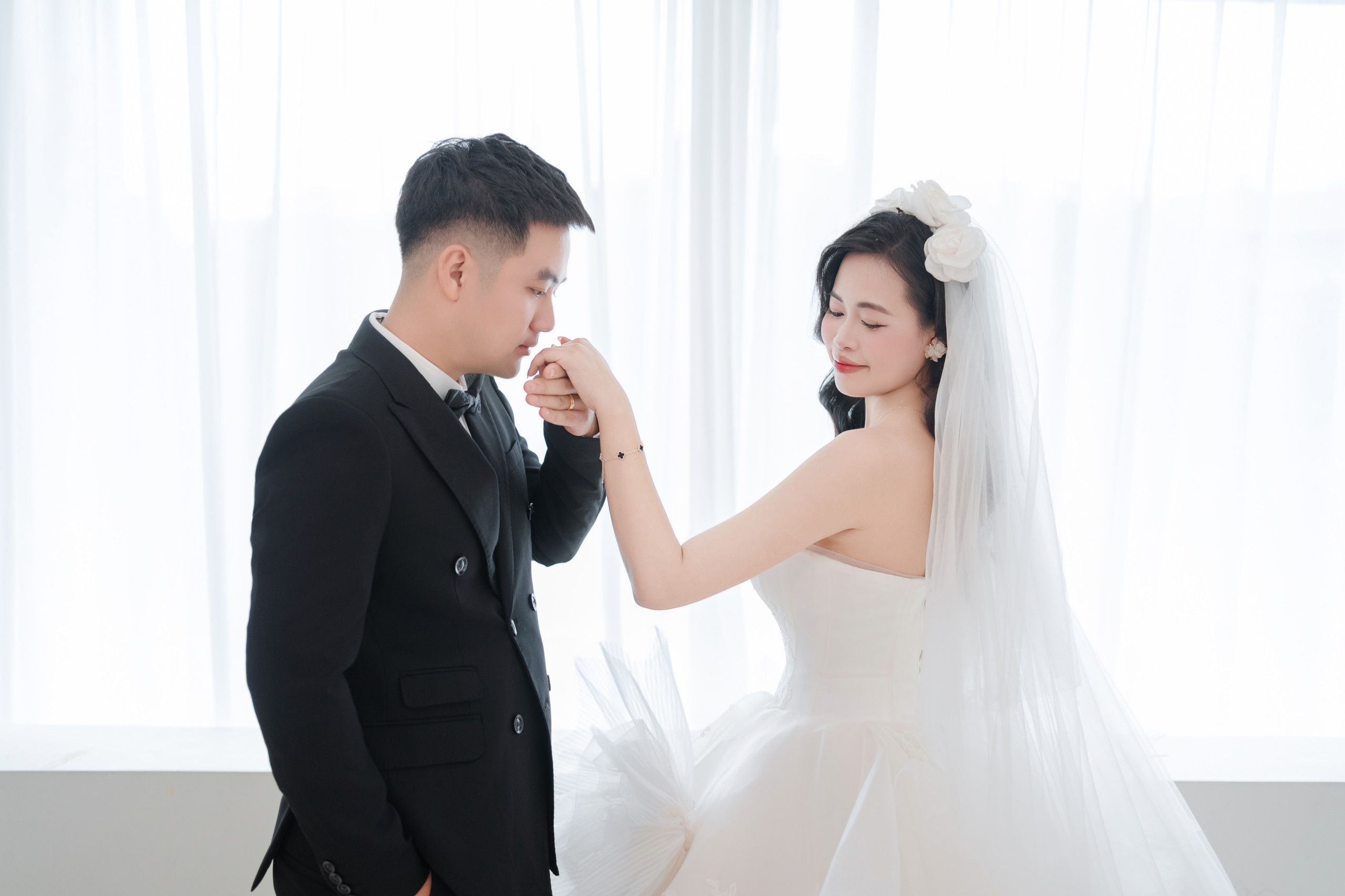 Anh Hiếu – Thu Hà
