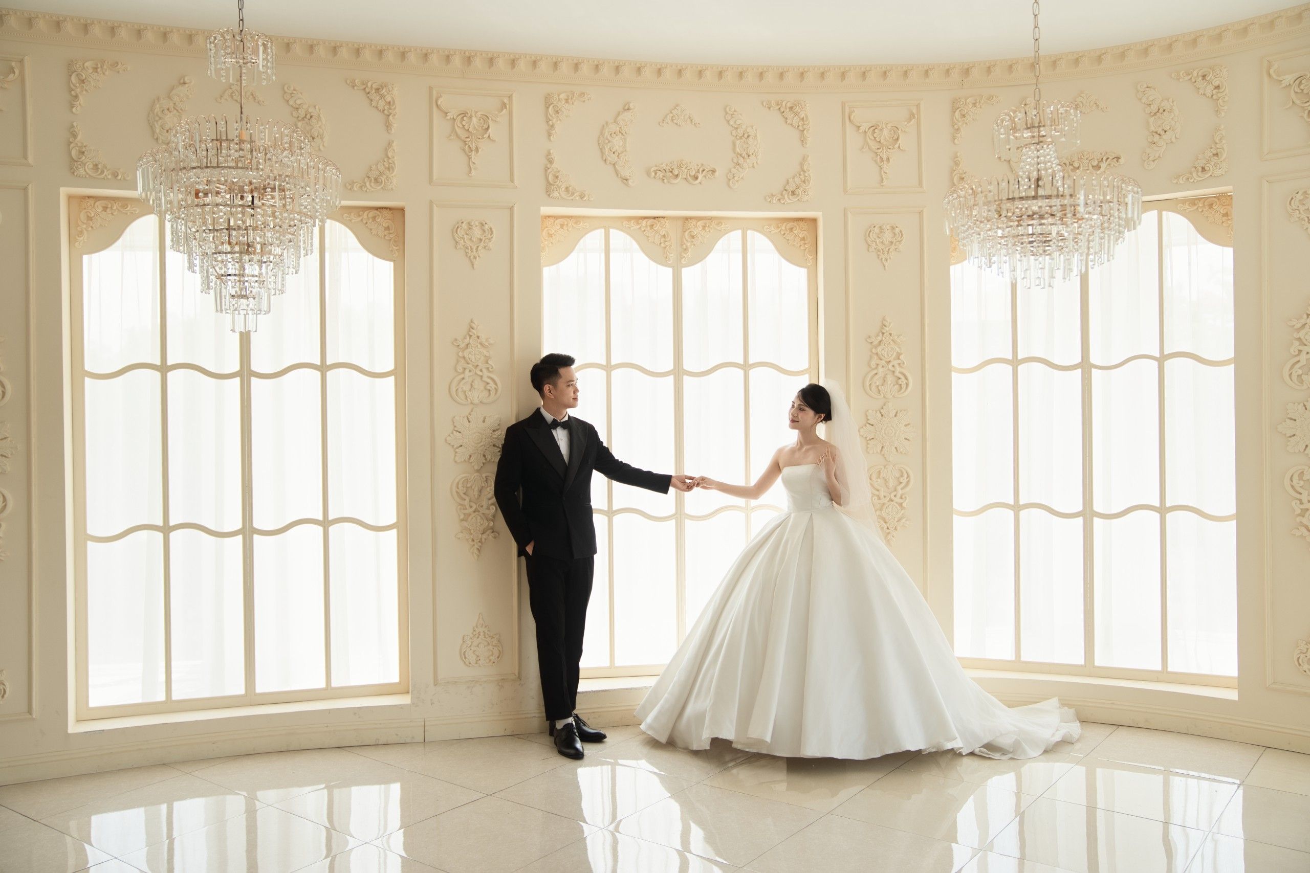 Thiệp Mời Cưới : Nguyễn Kiều – Vương Oanh