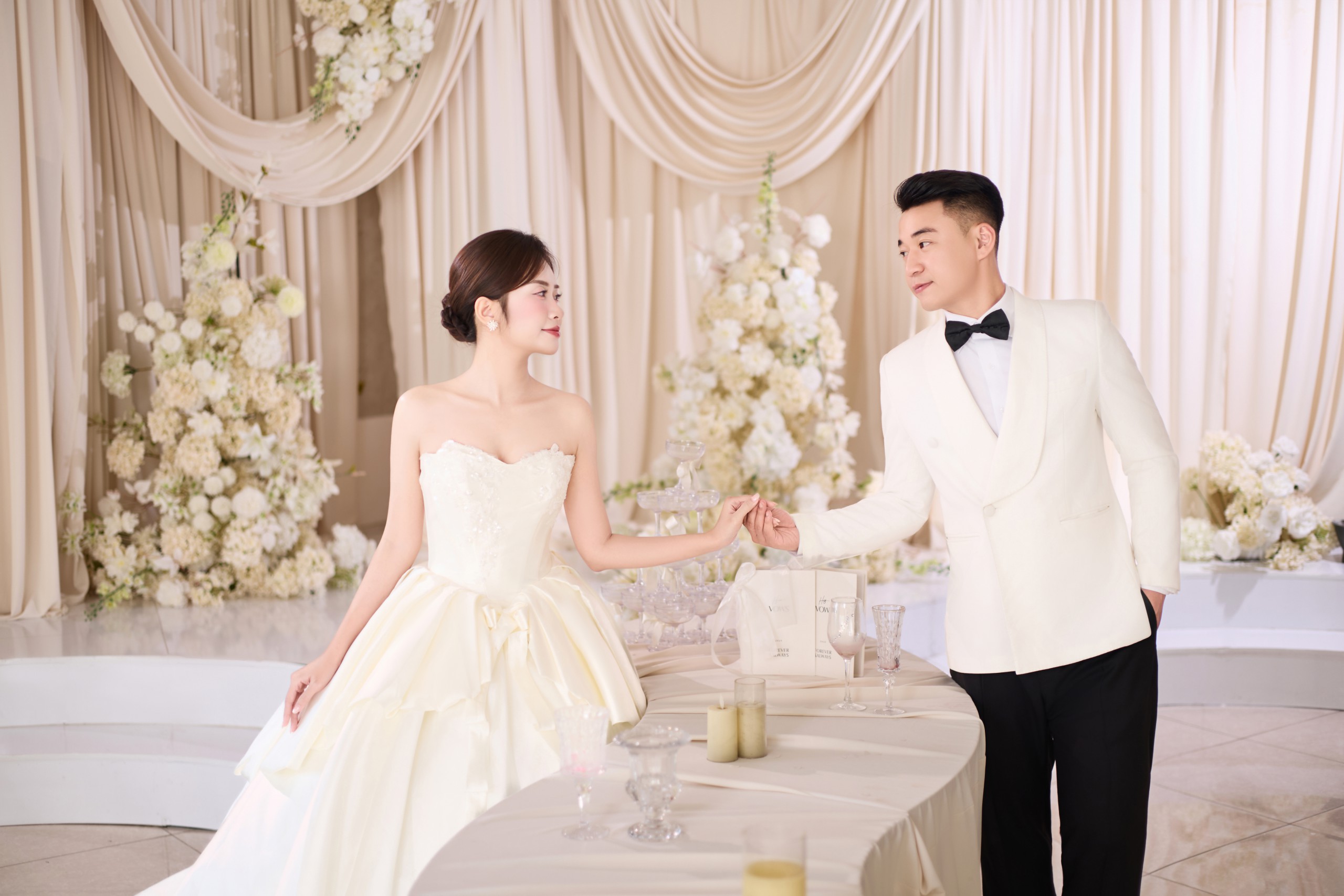 Thư mời tiệc cưới Đăng Khánh ♥ Thủy Tiên