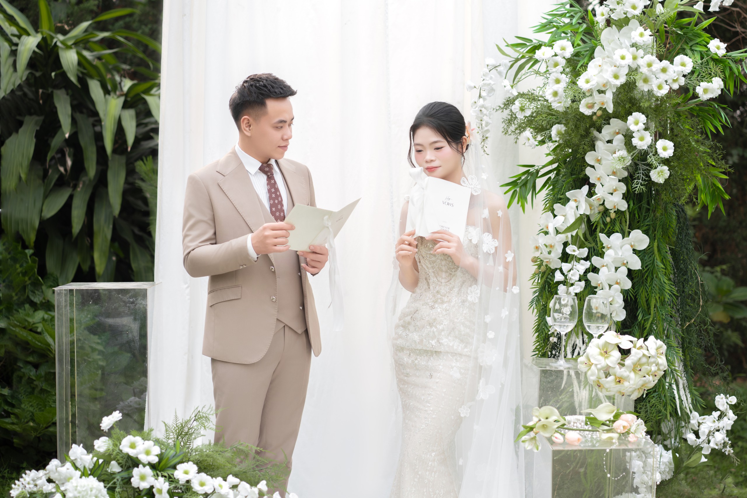 Thư mời tiệc cưới Văn Hùng ♥ Bích Lệ